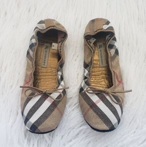 Burberry Foldable Bow Ballet Flats Size M